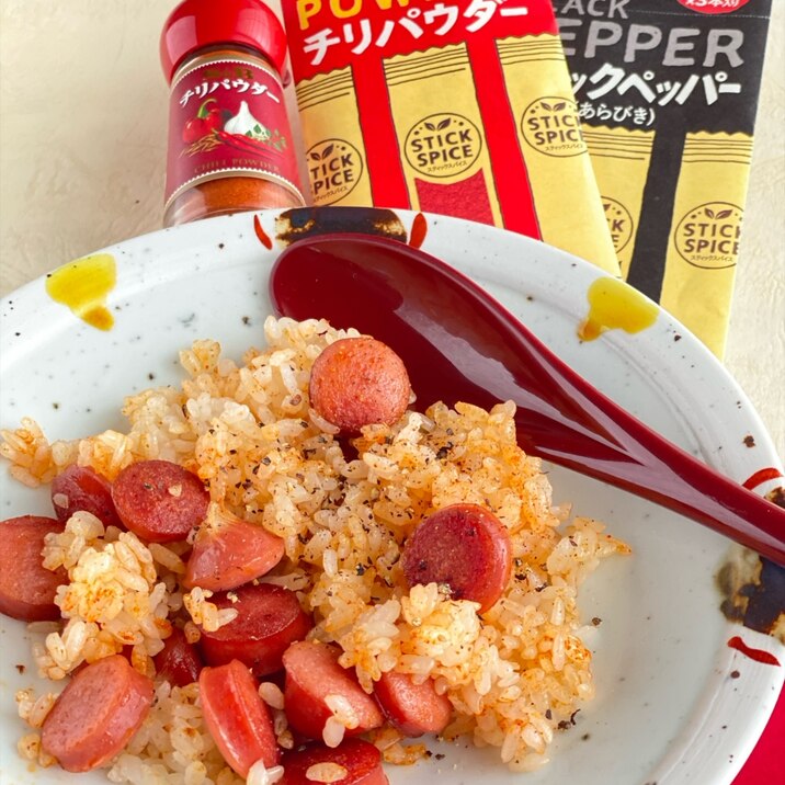 ちょっと小腹が空いた時のチャーハン